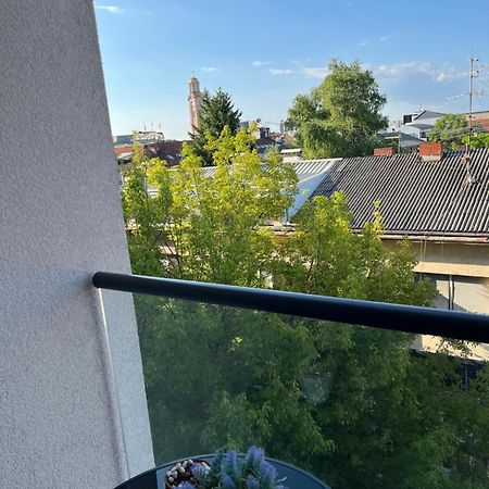 Apartmani Kastel Banja Luka Esterno foto