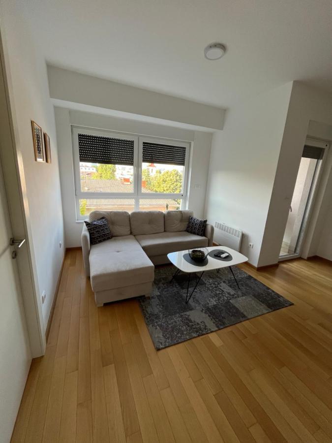 Apartmani Kastel Banja Luka Esterno foto