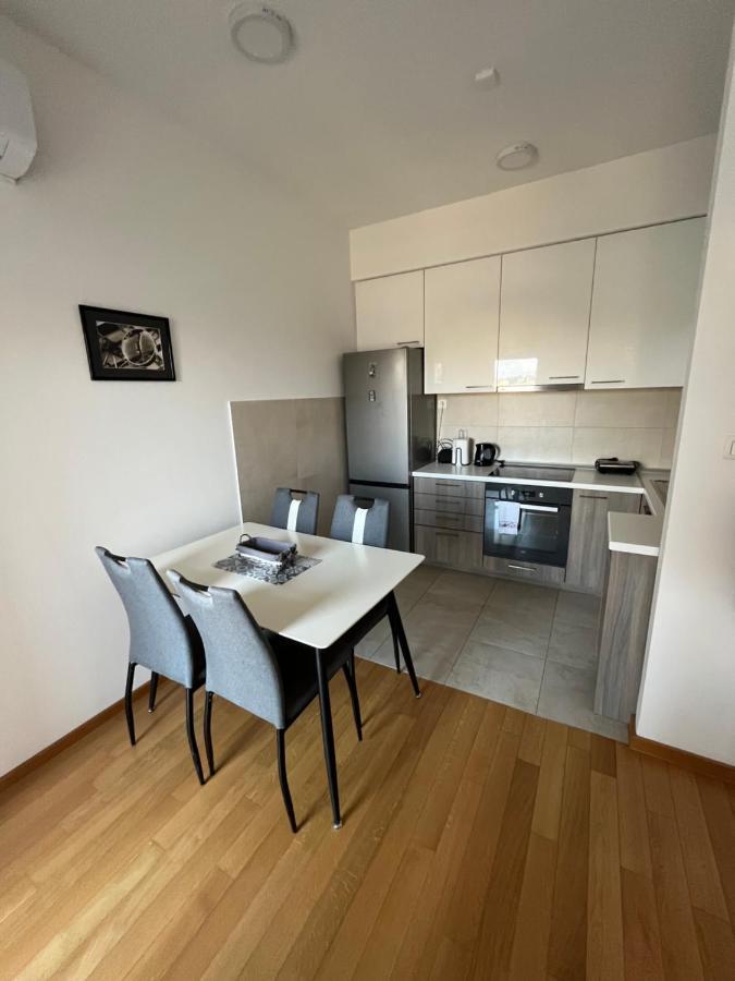 Apartmani Kastel Banja Luka Esterno foto